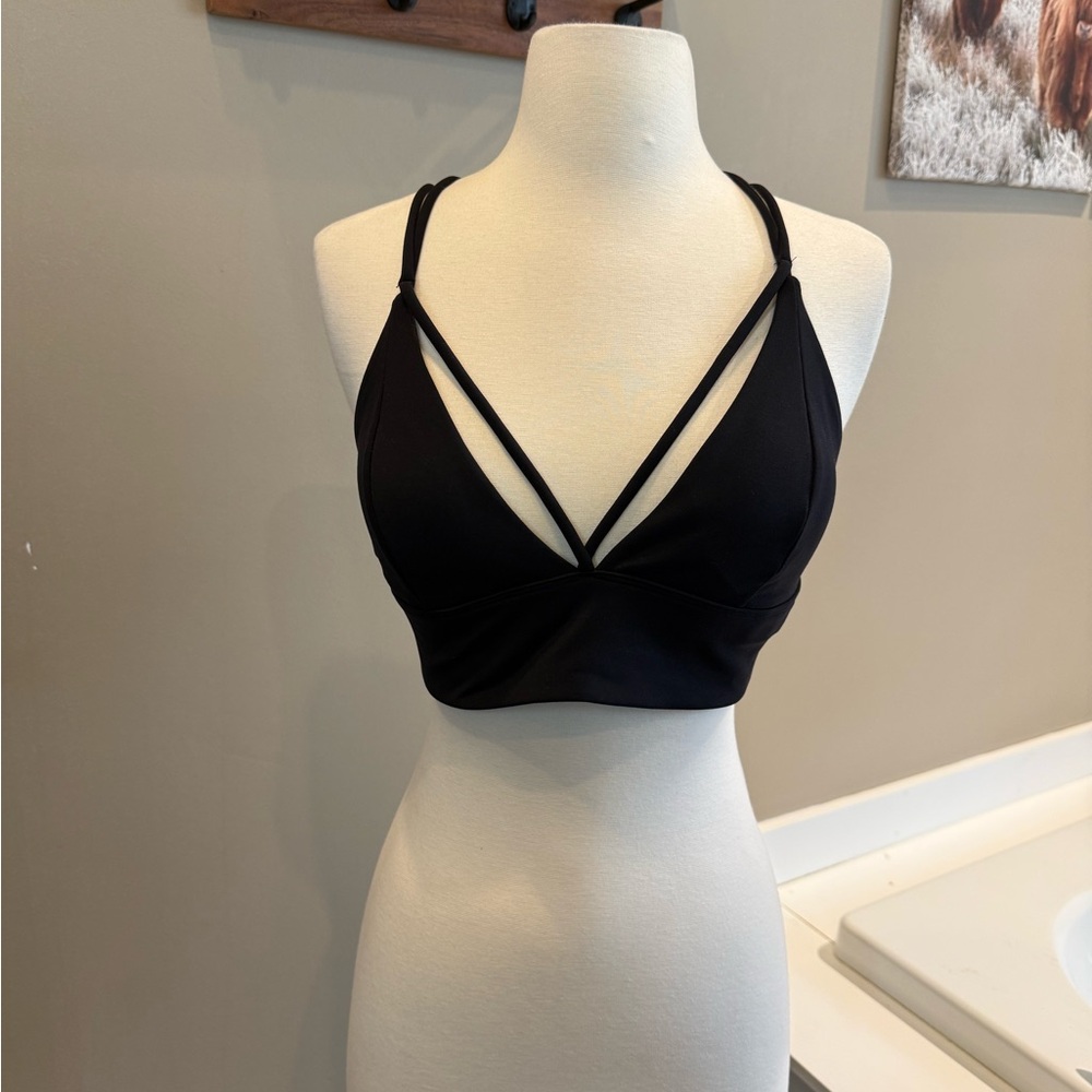 Black Strappy Bralette - work out top